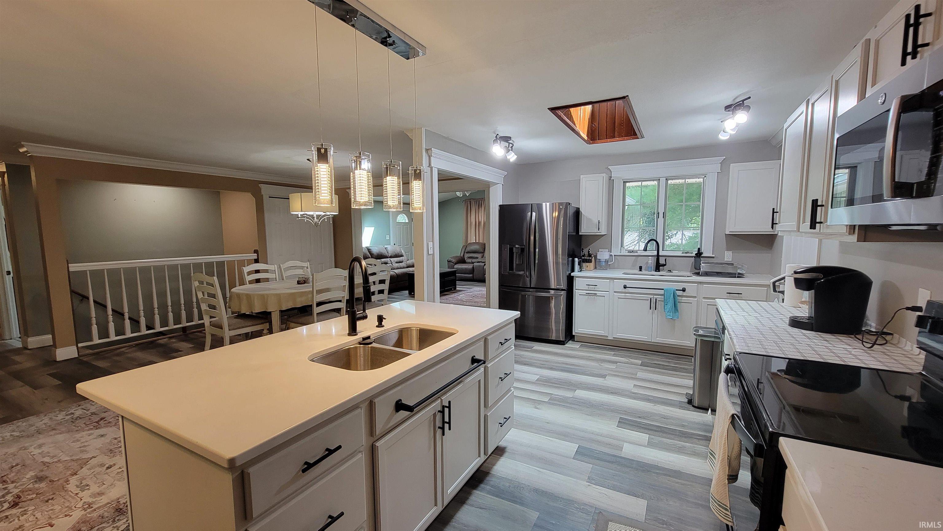 7 Tulip Lane Washington, IN 47501 - Photo 4 of 21