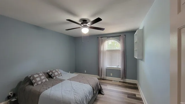 $299,900 | 7 Tulip Lane, Washington, IN 47501