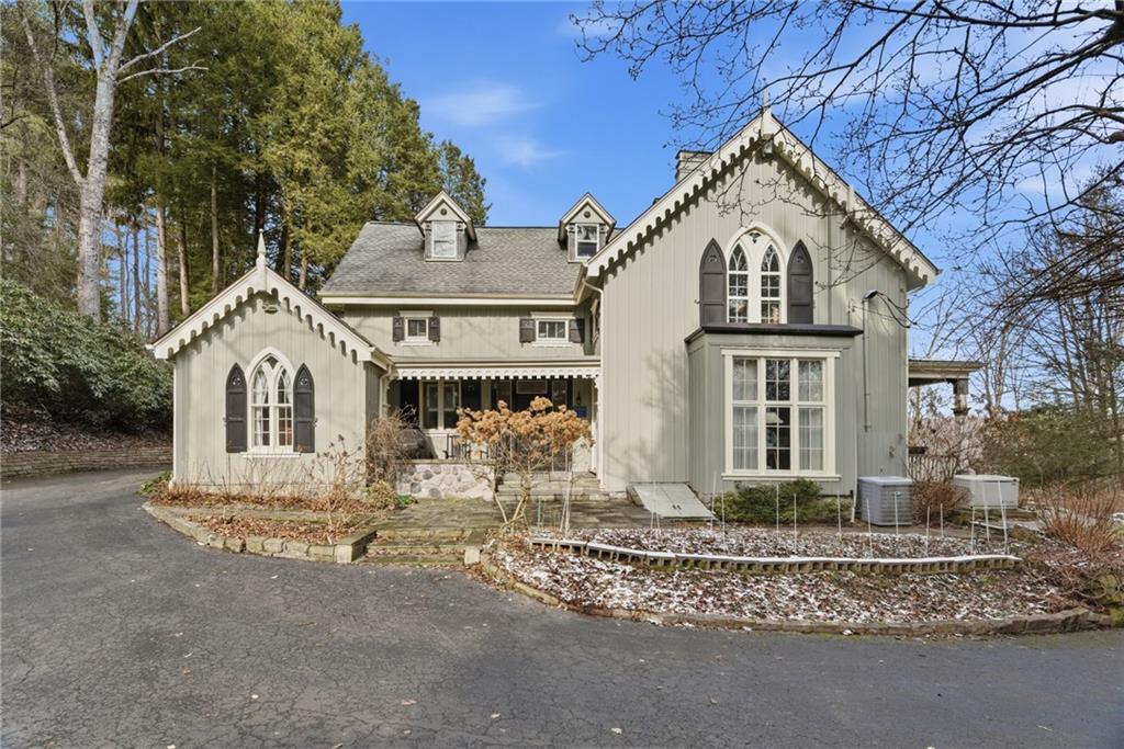 168 Rock Ridge Road Pittsburgh, PA 15237 - Photo 2 of 31