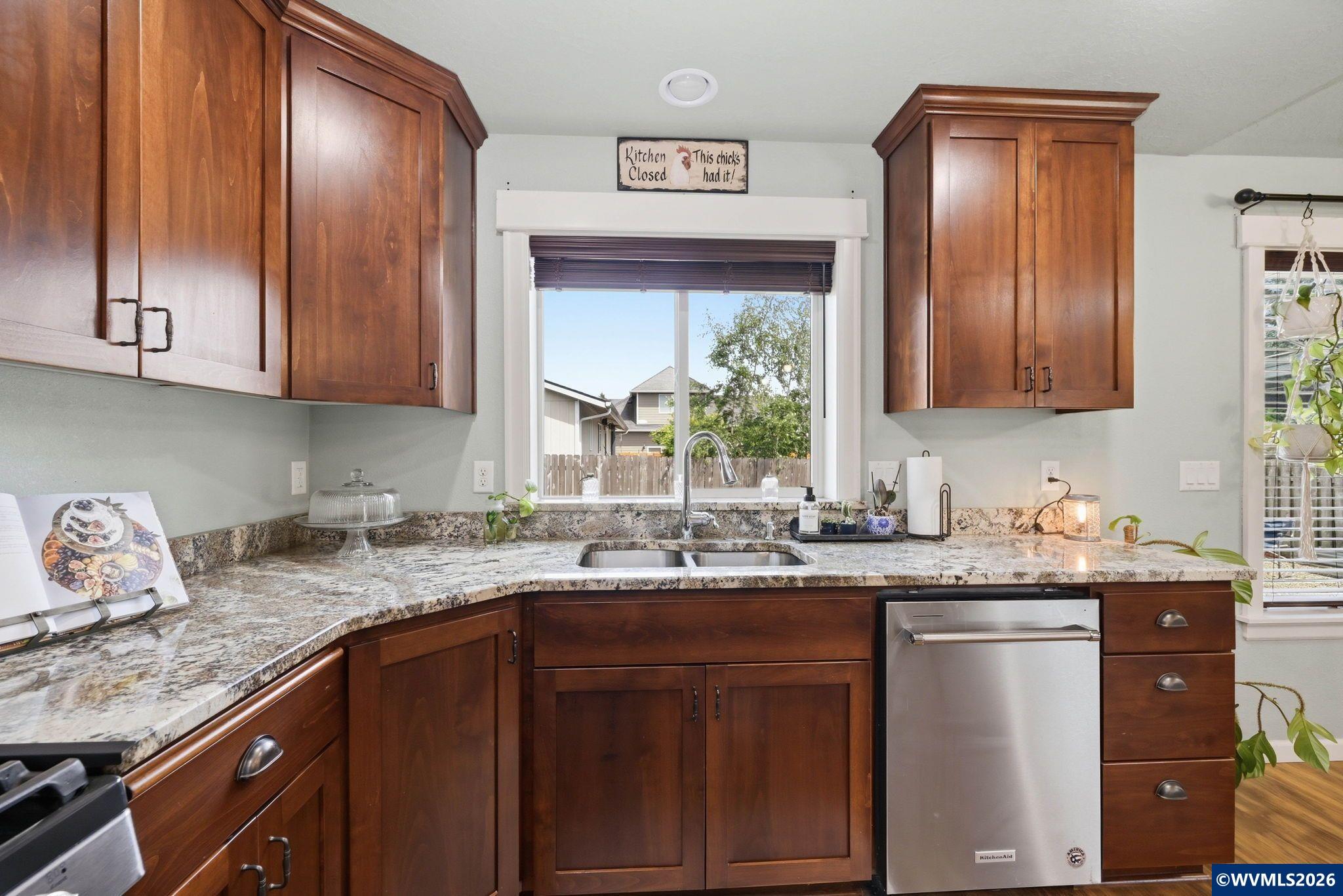 38599 Filbert Street Scio, OR 97374 - Photo 13 of 37