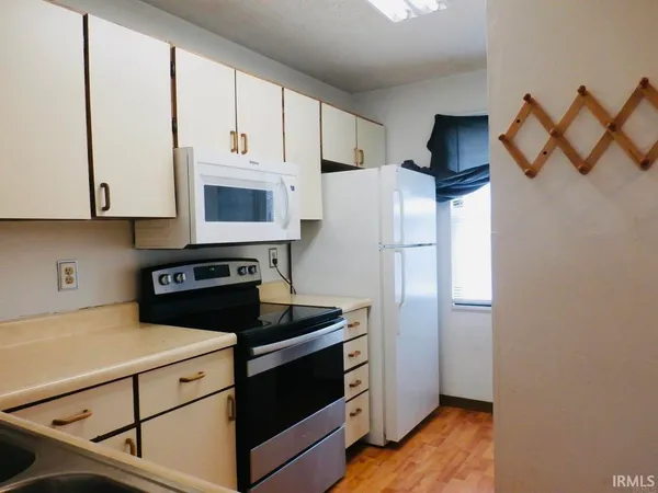 $179,000 | 2370 South Henderson Street, Bloomington, IN 47401