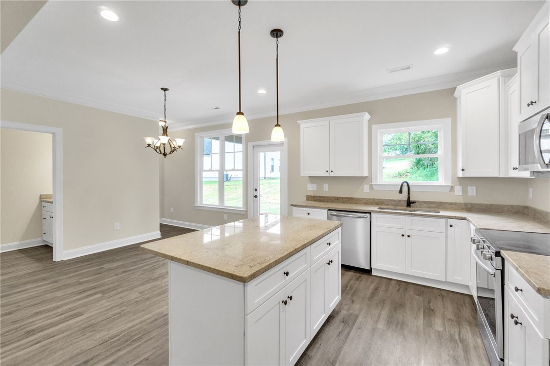 417 Thompson Street Pendleton, SC 29670 - Photo 8 of 31