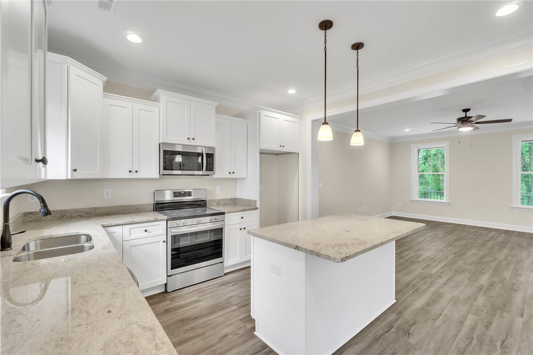 417 Thompson Street Pendleton, SC 29670 - Photo 10 of 31