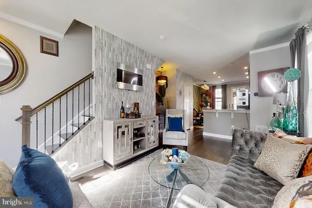 $530,000 | 950 Mississippi Avenue Southeast, Washington, DC 20032