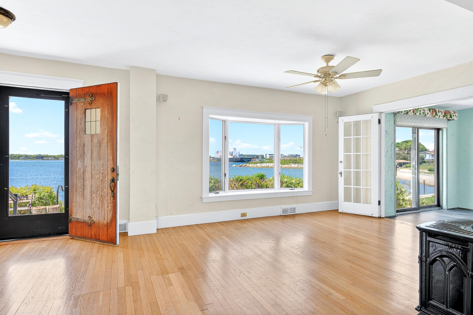35 Benedict Road Bourne, MA 02532 - Photo 19 of 53 35 Benedict Rd-12
