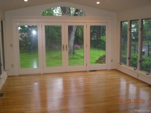 80 North Duval Road Grosse Pointe, MI 48236 - Photo 5 of 23 Great Room