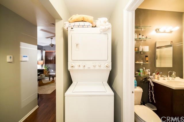 541 Bernard Street, Unit B Costa Mesa, CA 92627 - Photo 20 of 30