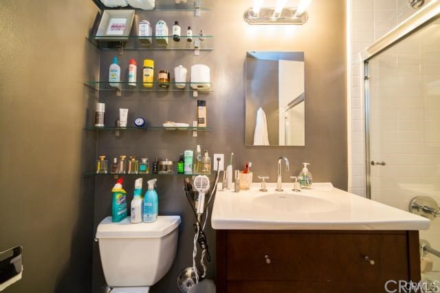 541 Bernard Street, Unit B Costa Mesa, CA 92627 - Photo 21 of 30