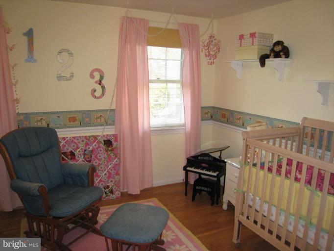 12301 Falls Road Potomac, MD 20854 - Photo 20 of 28 Bedroom 3 other view