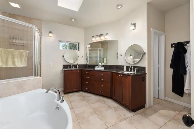 $2,280,000 | 2195 Basswood Avenue, Carlsbad, CA 92008