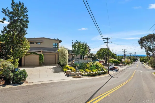 $2,280,000 | 2195 Basswood Avenue, Carlsbad, CA 92008