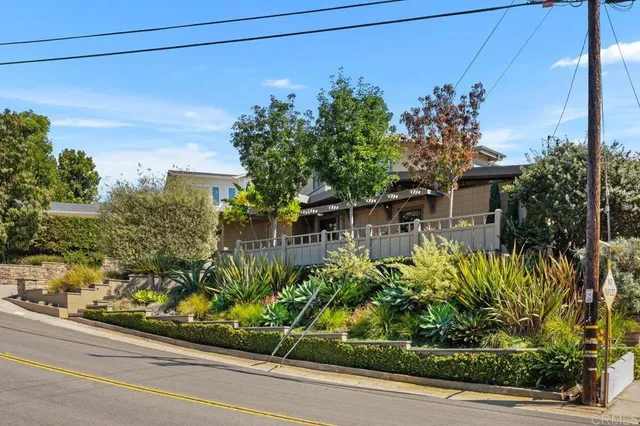 $2,280,000 | 2195 Basswood Avenue, Carlsbad, CA 92008