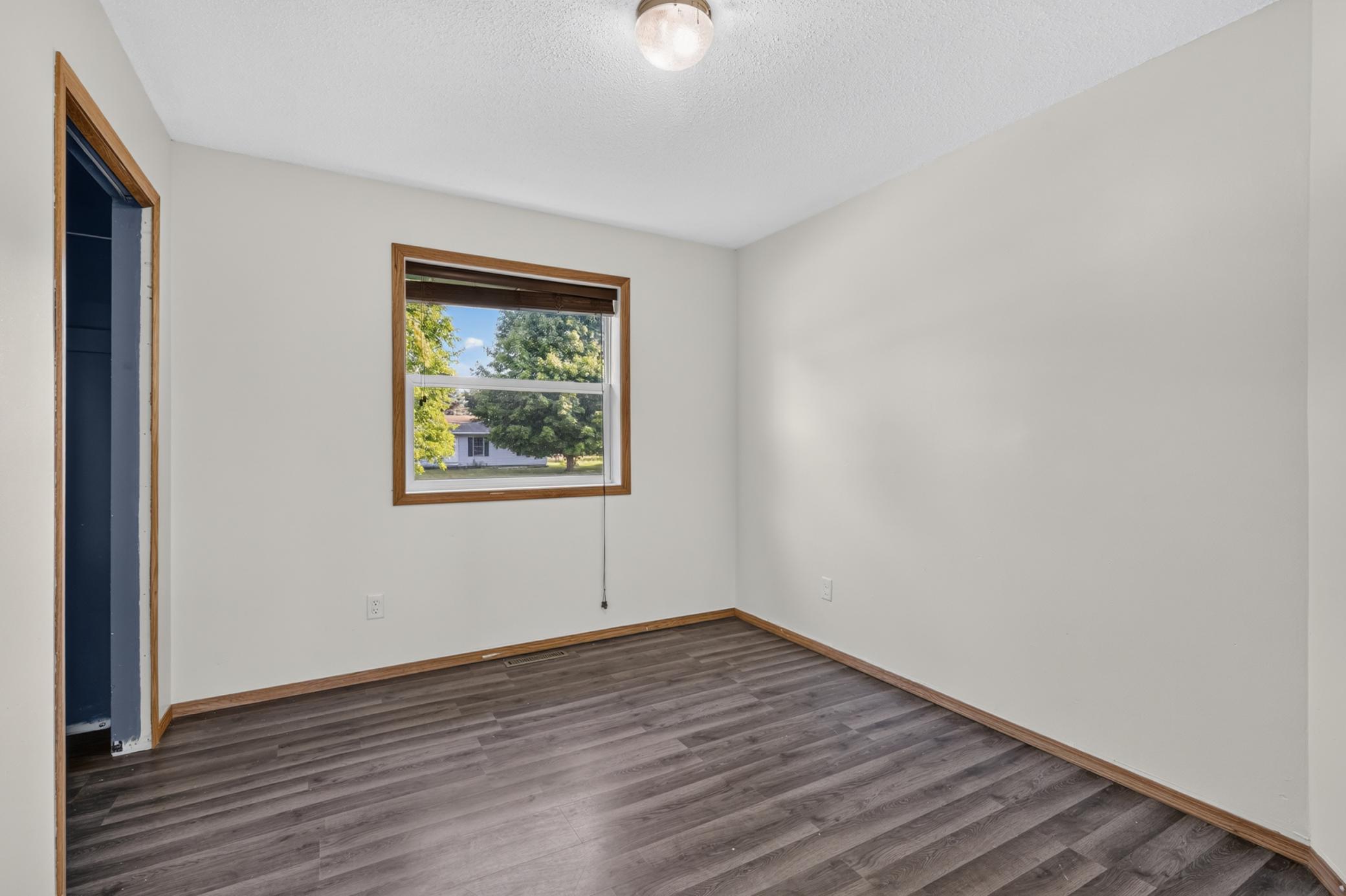 515 9th Street Southwest Braham, MN 55006 - Photo 15 of 28 Gallery Image 15