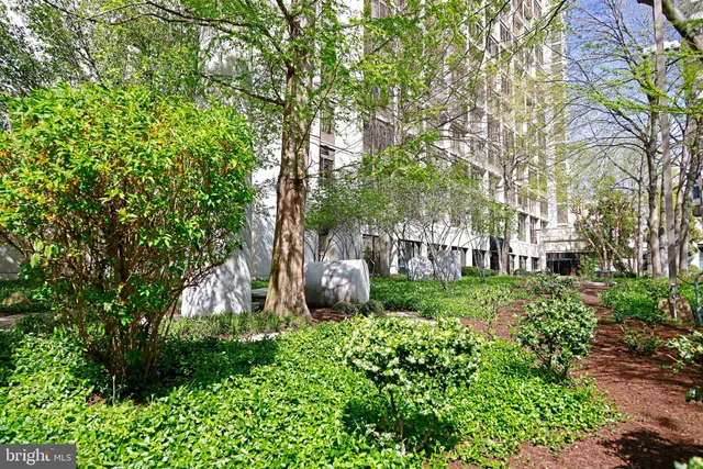 $319,900 | 2001 Hamilton Street, Unit 1024, Philadelphia, PA 19130