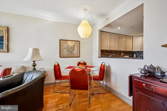 $319,900 | 2001 Hamilton Street, Unit 1024, Philadelphia, PA 19130