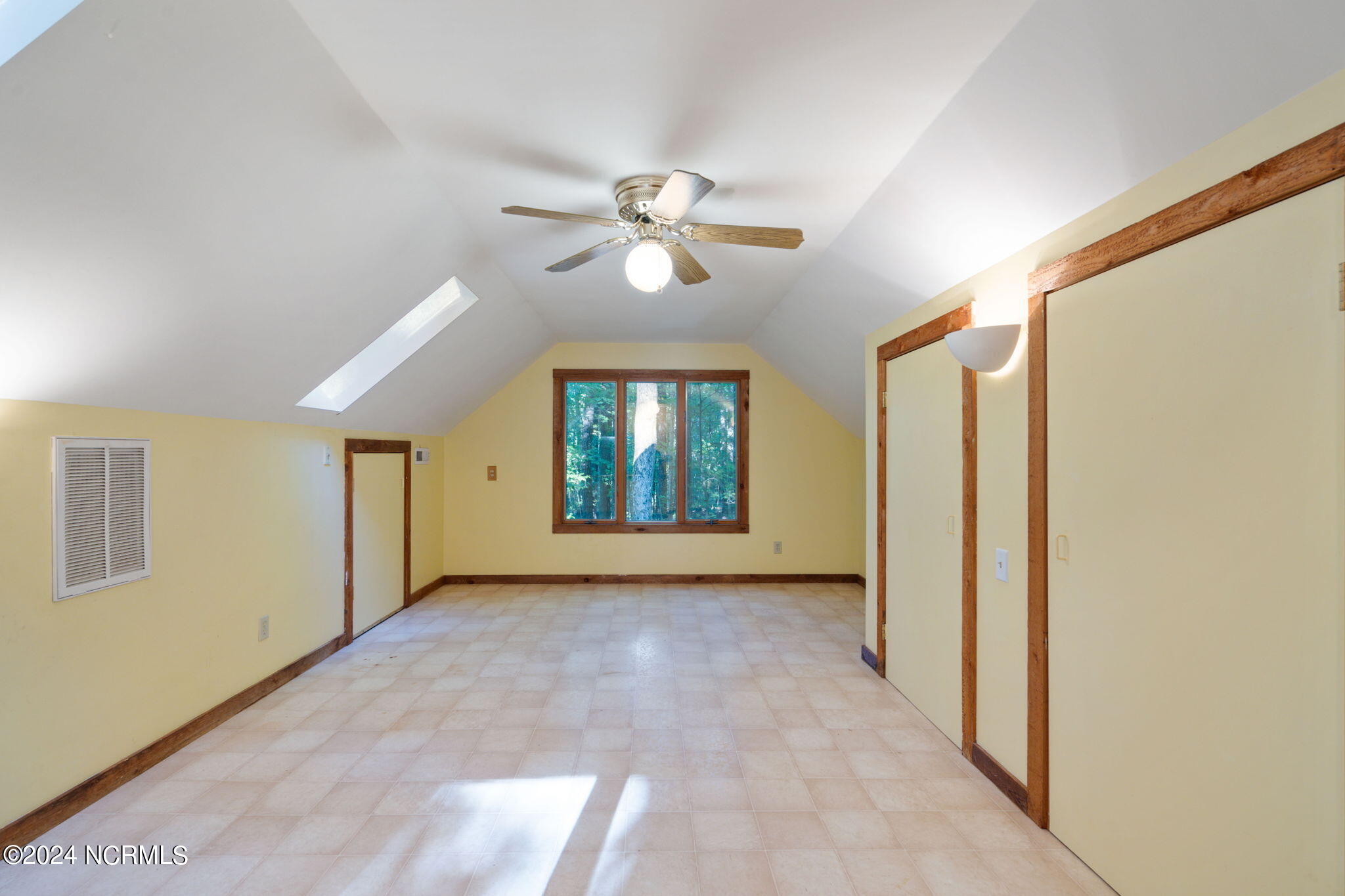 2004 Forest Drive Clayton, NC 27520 - Photo 24 of 38 53-web-or-mls-DSC08114