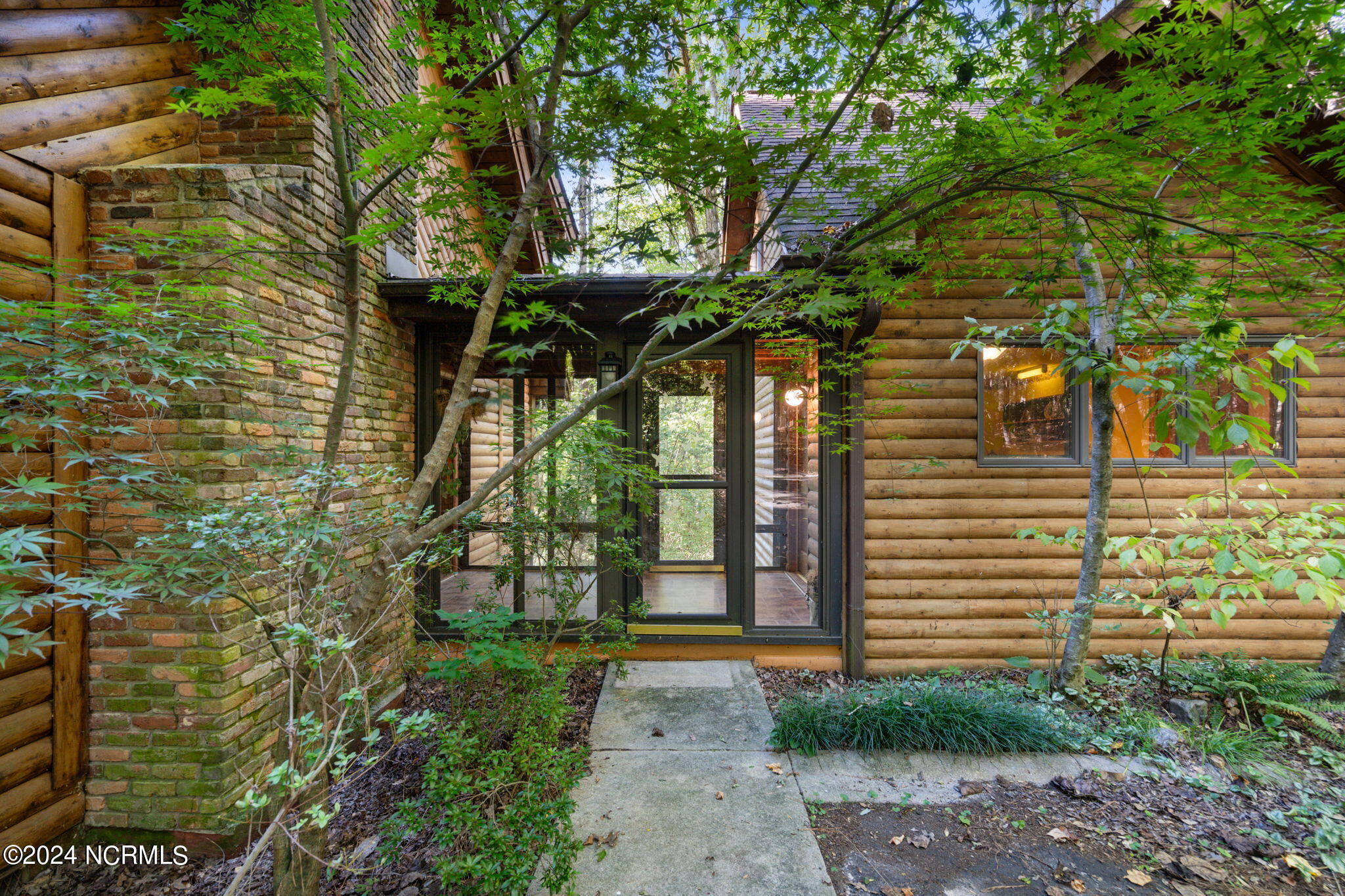 2004 Forest Drive Clayton, NC 27520 - Photo 34 of 38 16-web-or-mls-DSC07928