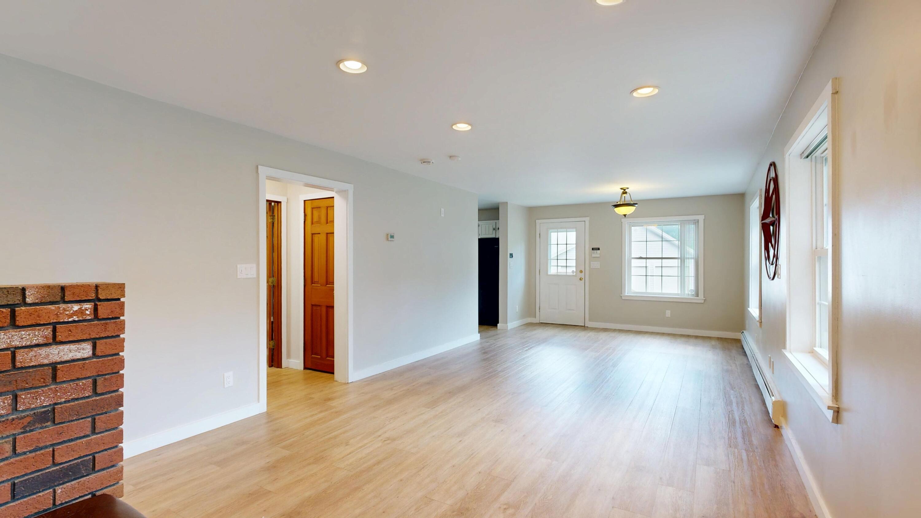 27 Greene Road Wales, ME 04280 - Photo 15 of 43 Living Room