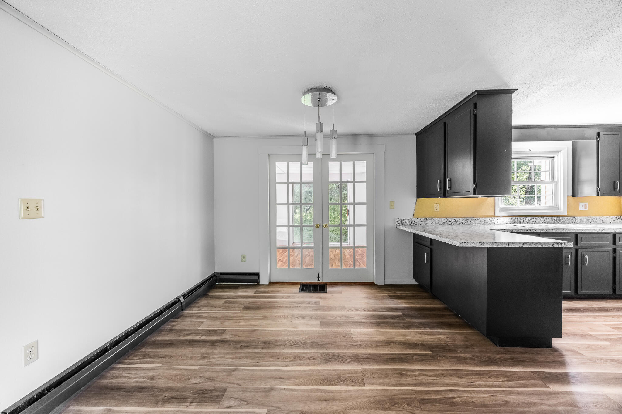 807 Higgins Road Pittsfield, ME 04967 - Photo 25 of 83 Dining-2