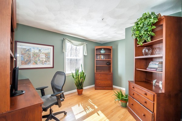 700 Sharpners Pond Road North Andover, MA 01845 - Photo 23 of 29 Gallery Image 23