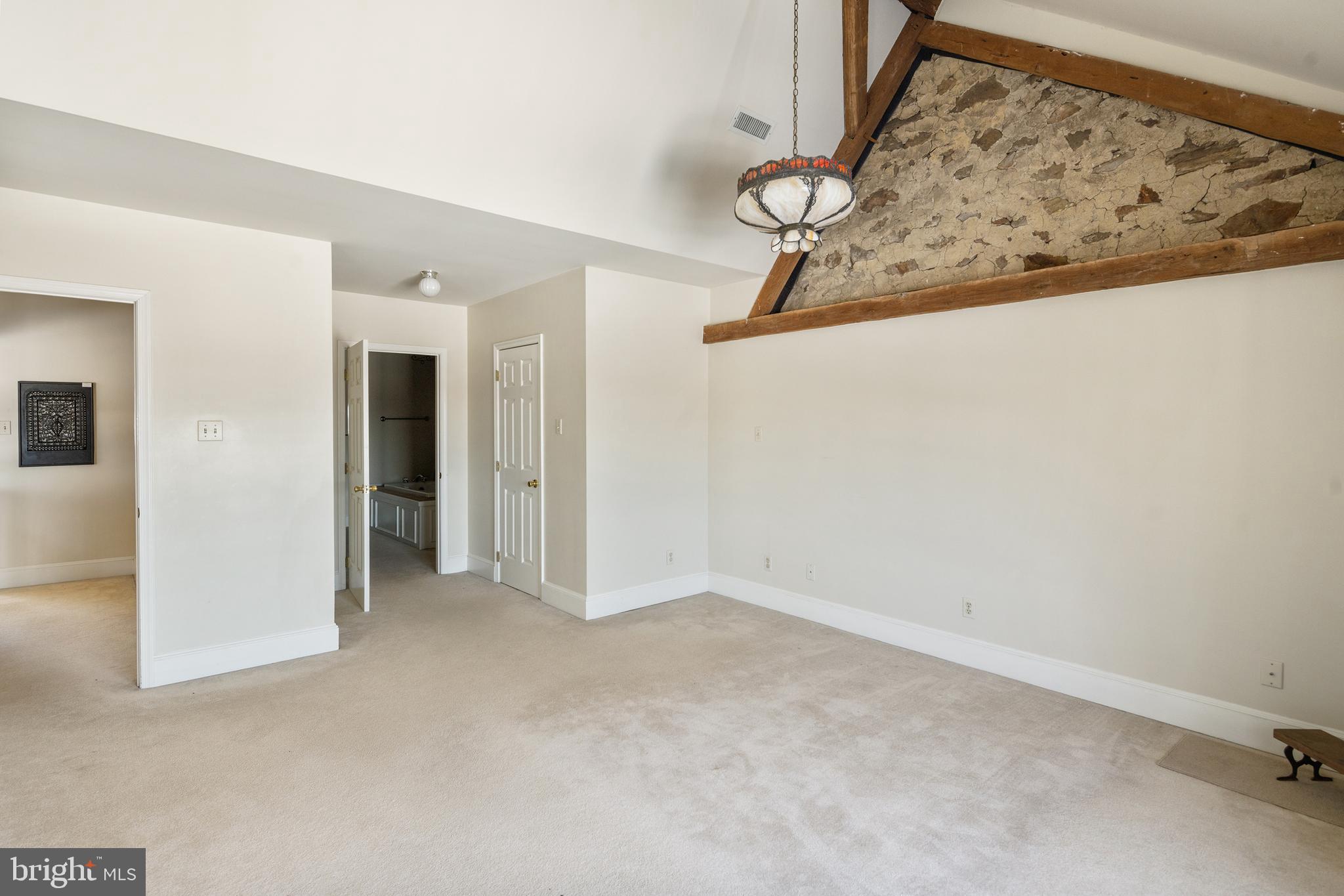 6279 Highway 412 Riegelsville, PA 18077 - Photo 19 of 29 Gallery Image 19