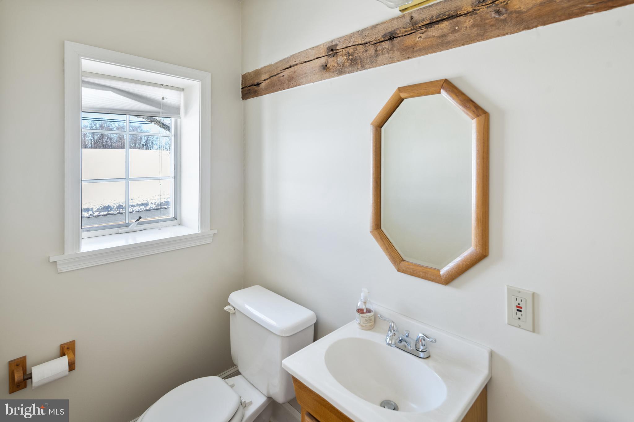 6279 Highway 412 Riegelsville, PA 18077 - Photo 4 of 29 Gallery Image 4