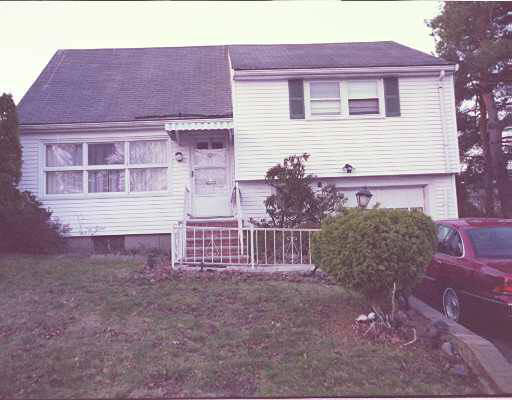 65 Ravenswood Road Waltham, MA 02453 - Photo 1 of 1 Gallery Image 1