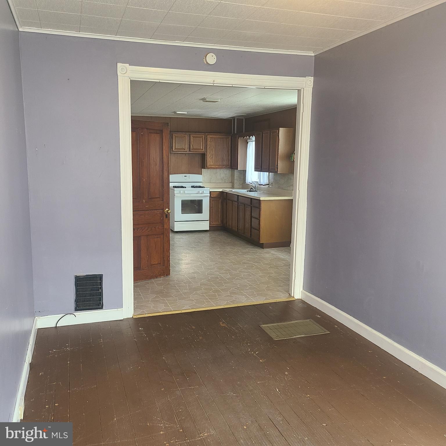 19 North 3rd Street Emmaus, PA 18049 - Photo 4 of 12