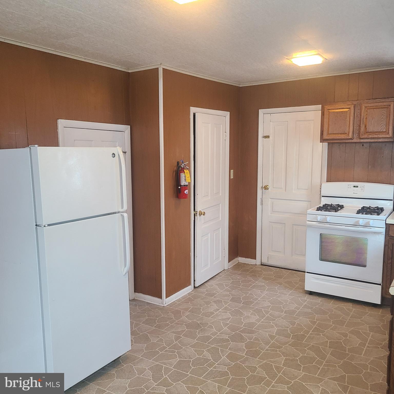 19 North 3rd Street Emmaus, PA 18049 - Photo 6 of 12