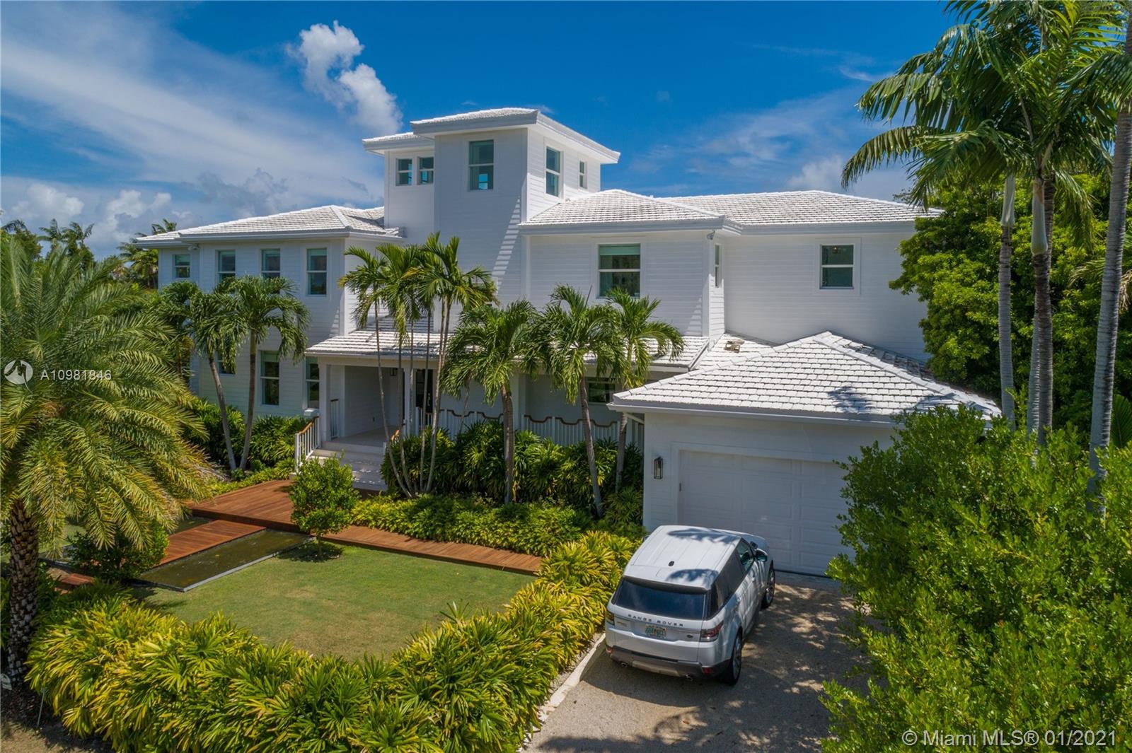 925 Mariner Drive Key Biscayne, FL 33149 - Photo 3 of 56