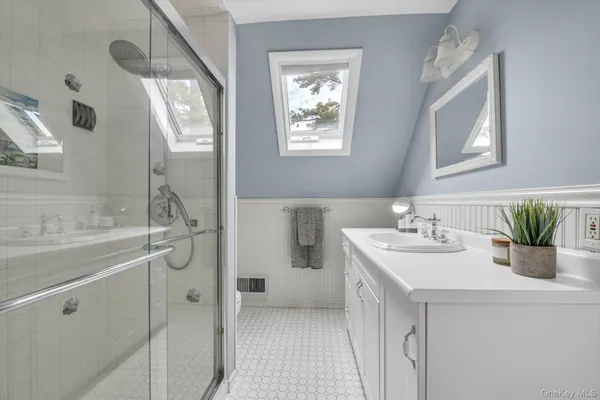 $779,000 | 9 Aster Avenue, Merrick, NY 11566