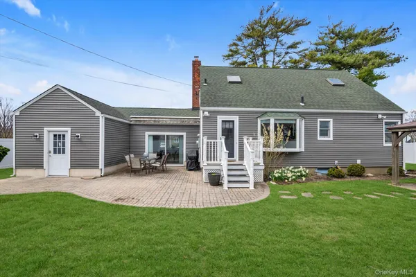 $779,000 | 9 Aster Avenue, Merrick, NY 11566