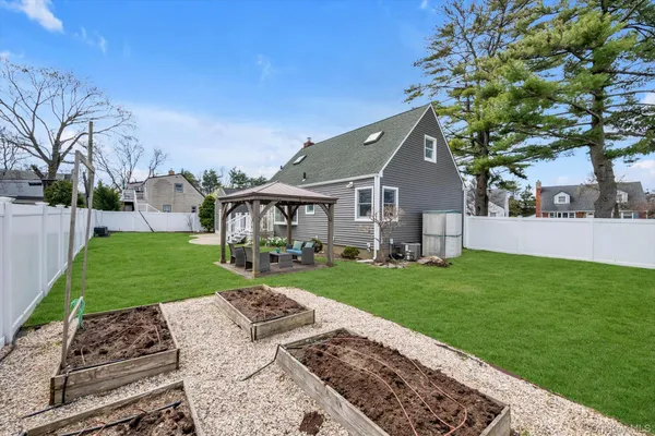 $779,000 | 9 Aster Avenue, Merrick, NY 11566
