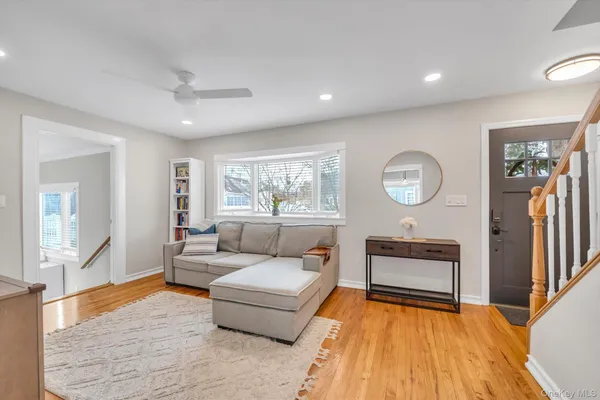 $779,000 | 9 Aster Avenue, Merrick, NY 11566