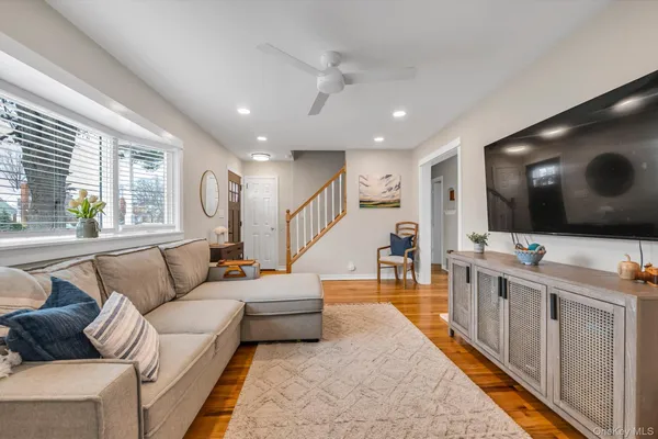 $779,000 | 9 Aster Avenue, Merrick, NY 11566