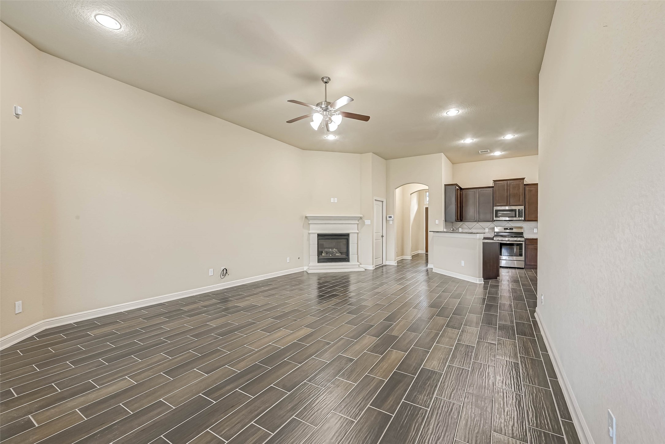 4903 Windy Poplar Trail Rosenberg, TX 77471 - Photo 14 of 42