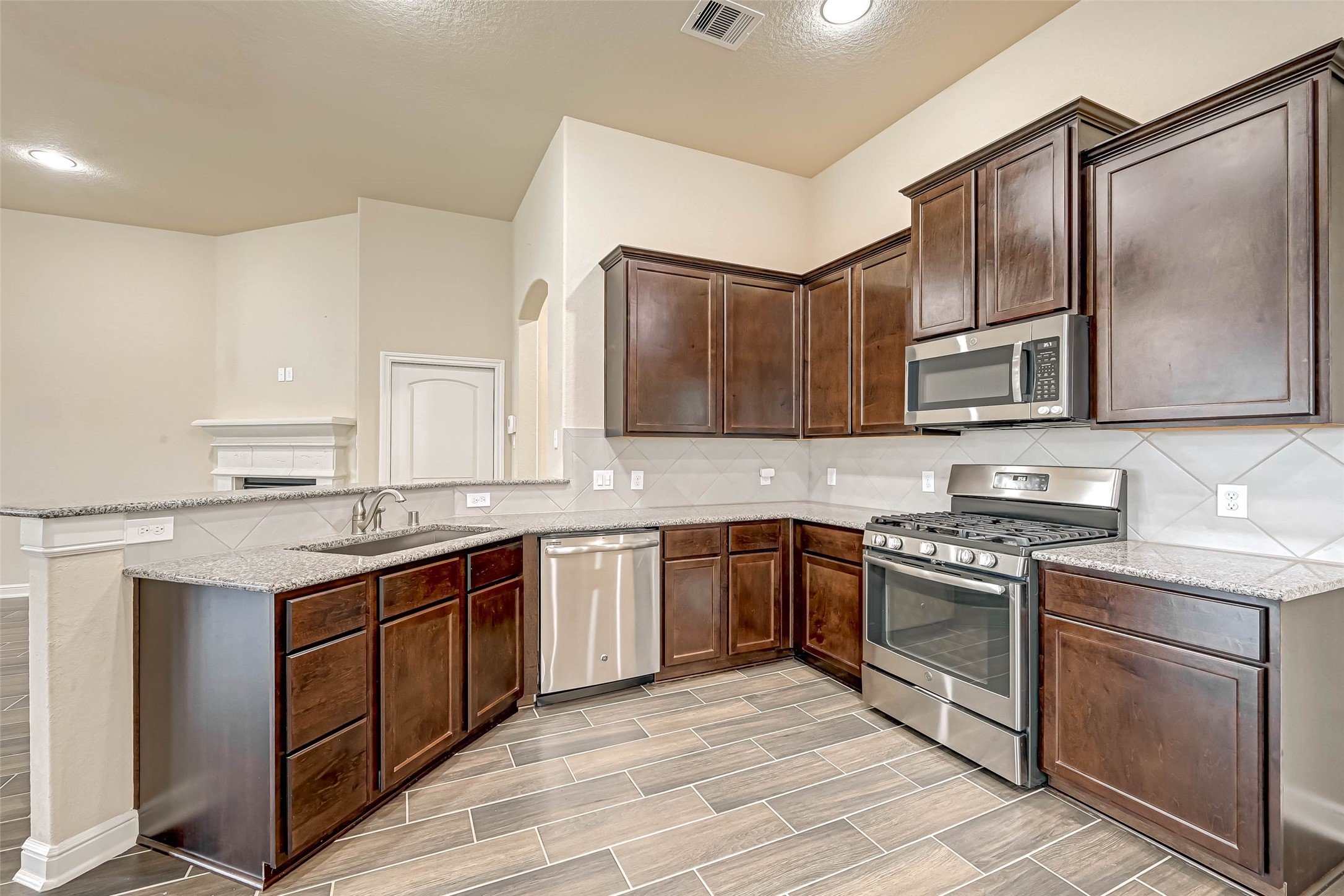 4903 Windy Poplar Trail Rosenberg, TX 77471 - Photo 16 of 42