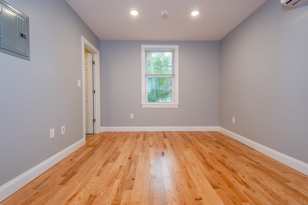 293 Fayette Street, Unit 12 Quincy, MA 02170 - Photo 2 of 7