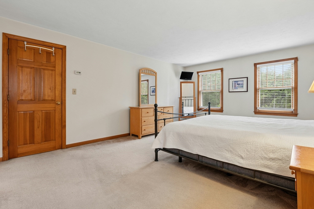 10 Sadler Road Upton, MA 01568 - Photo 22 of 42