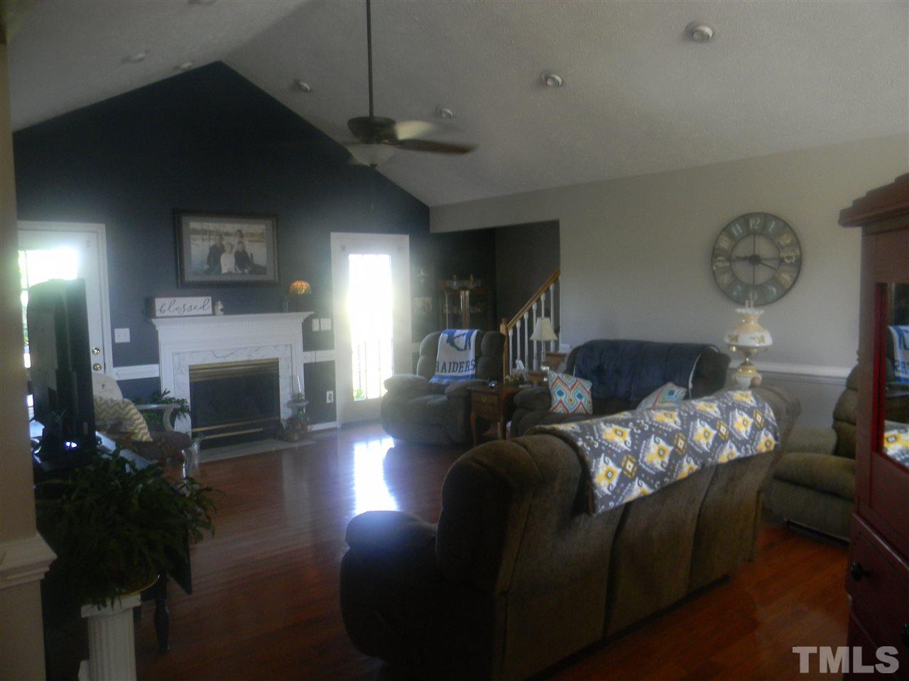 6263 Green Path Road Dunn, NC 28334 - Photo 7 of 23
