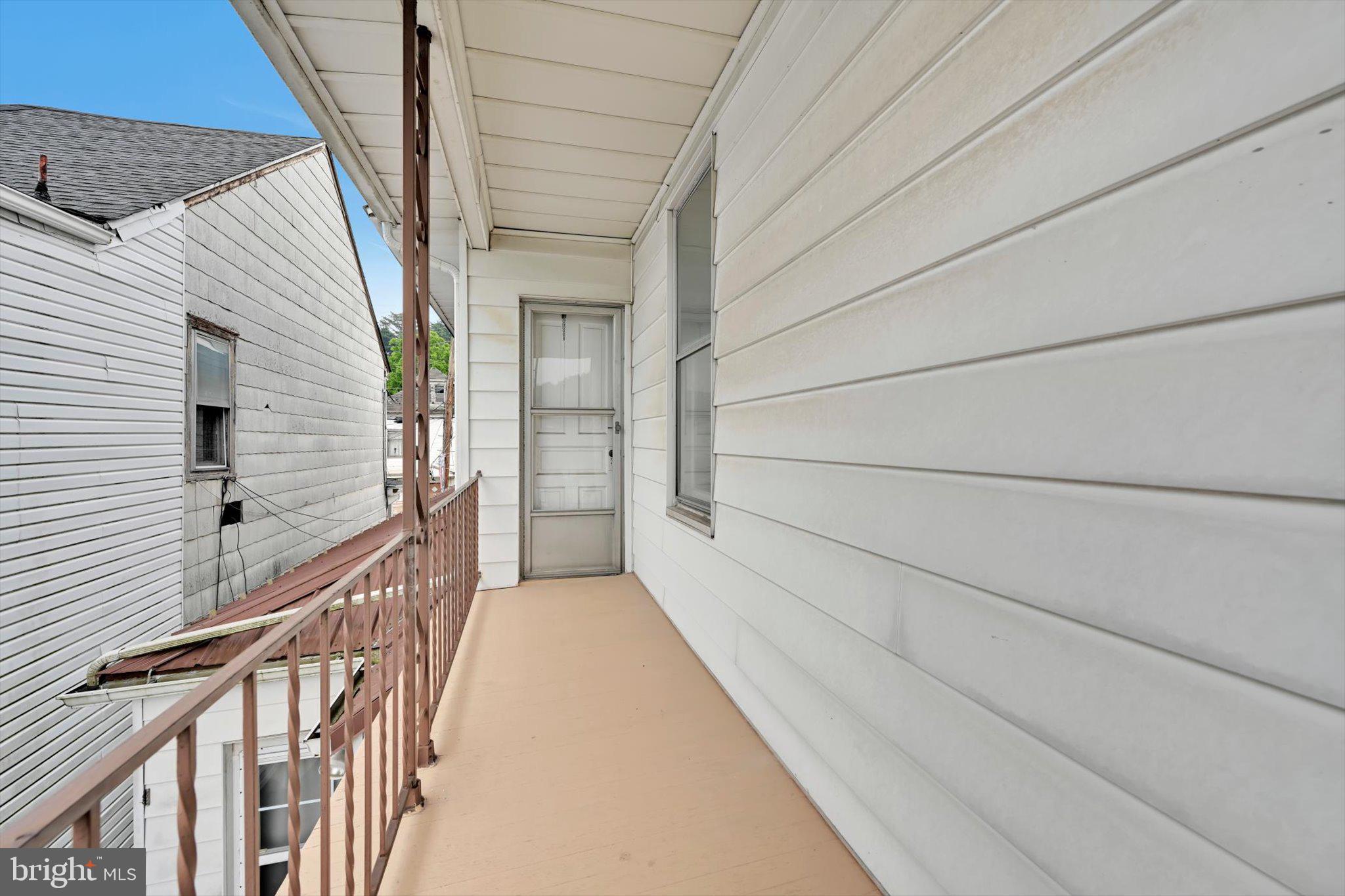 38 Valley Street New Philadelphia, PA 17959 - Photo 24 of 41 2nd Floor Rear Porch