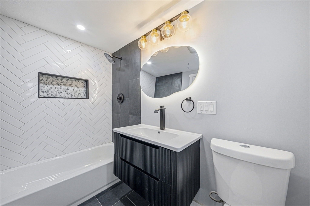 12 Howard Street Lynn, MA 01902 - Photo 32 of 41