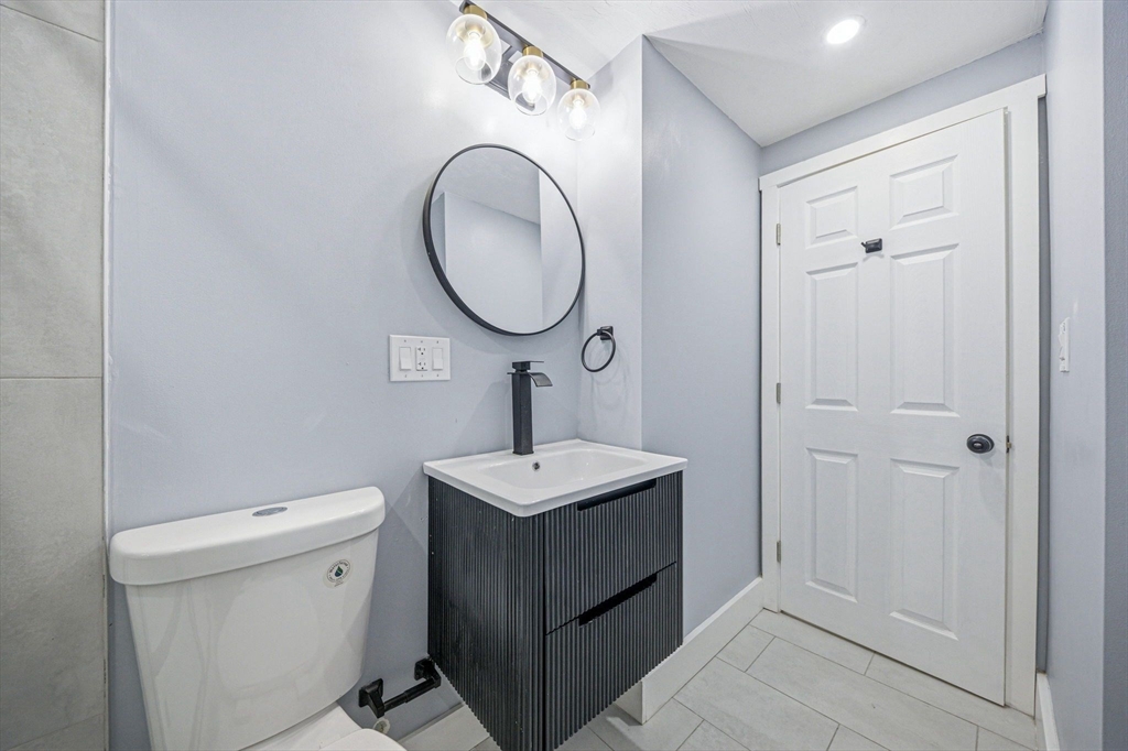 12 Howard Street Lynn, MA 01902 - Photo 34 of 41