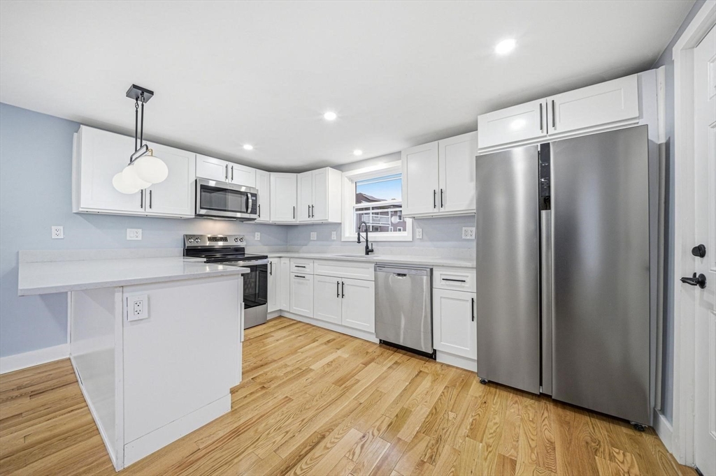 12 Howard Street Lynn, MA 01902 - Photo 5 of 41