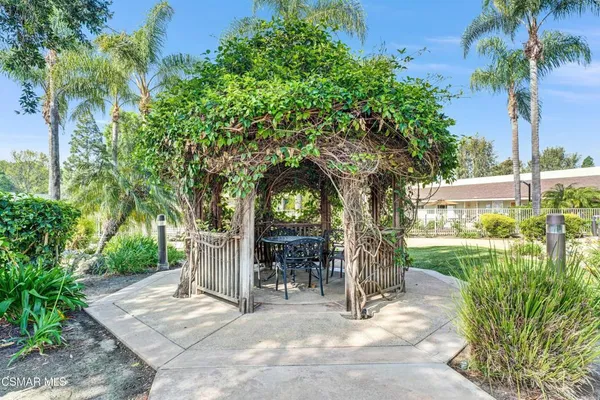 $530,000 | 20114 Village 20, Camarillo, CA 93012