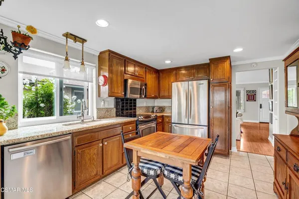 $530,000 | 20114 Village 20, Camarillo, CA 93012