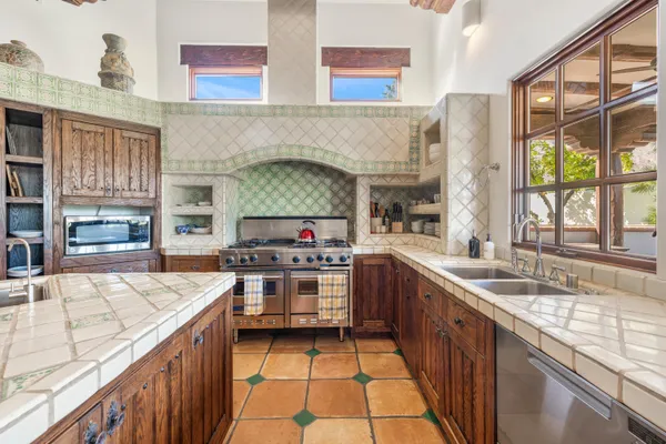 $3,750,000 | 53055 Avenida Juarez, La Quinta, CA 92253
