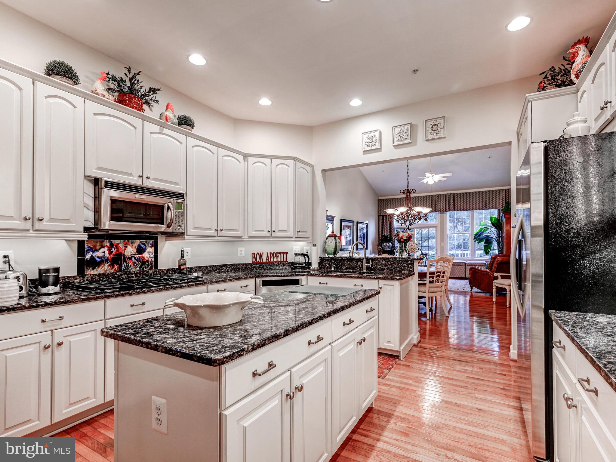 8431 Meadowsweet Road, Unit 8431 Baltimore, MD 21208 - Photo 19 of 48