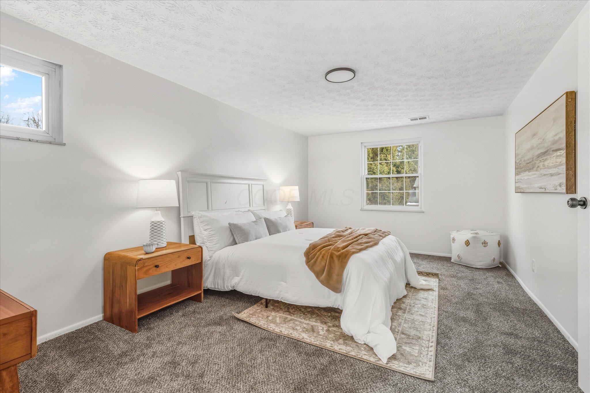 1929 Holly Ridge Road Columbus, OH 43219 - Photo 18 of 41 18-0X6A5763