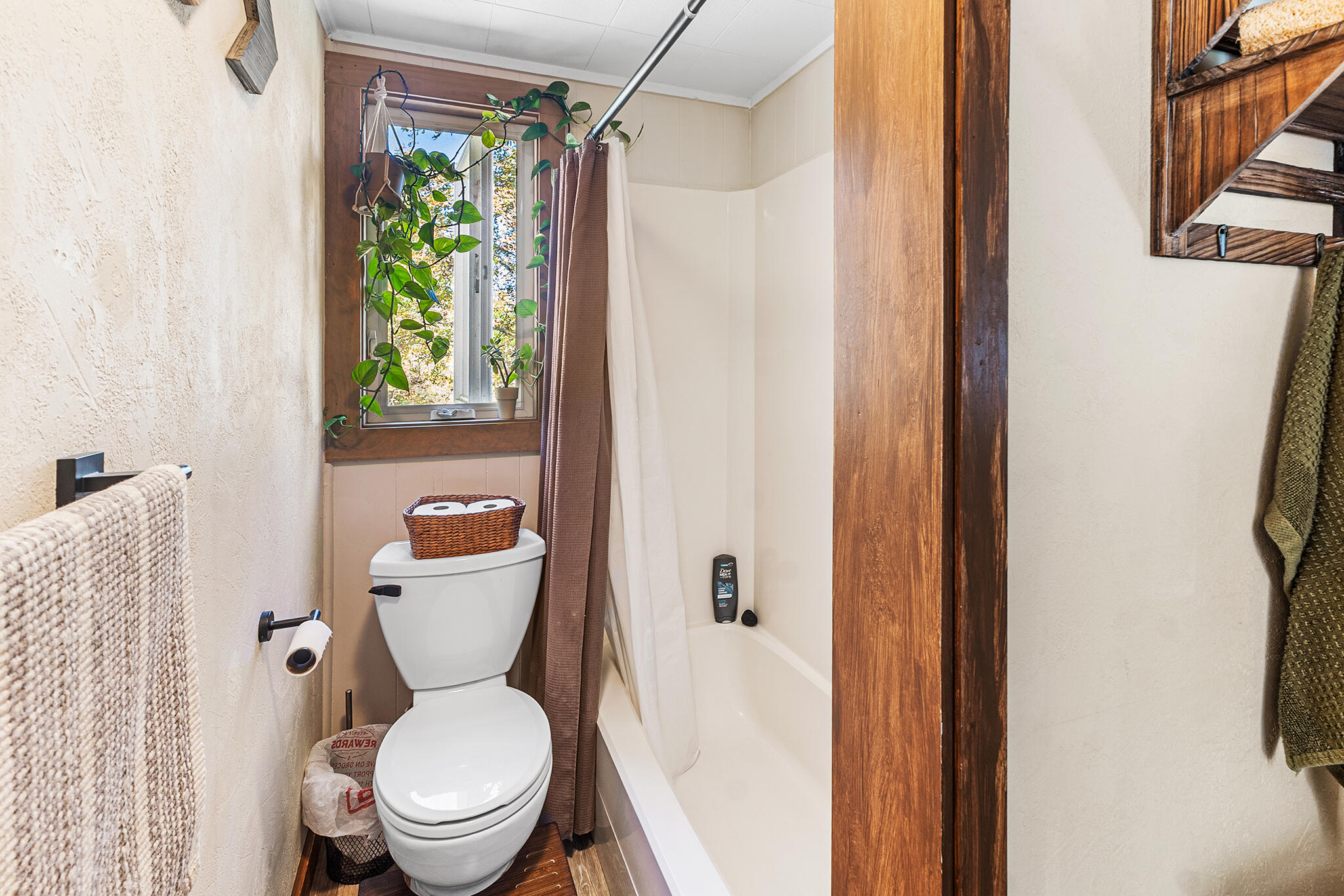 9 Bearces Hill Road Bristol, ME 04539 - Photo 18 of 26 9 Bearces Hill Rd Bristol, ME-27